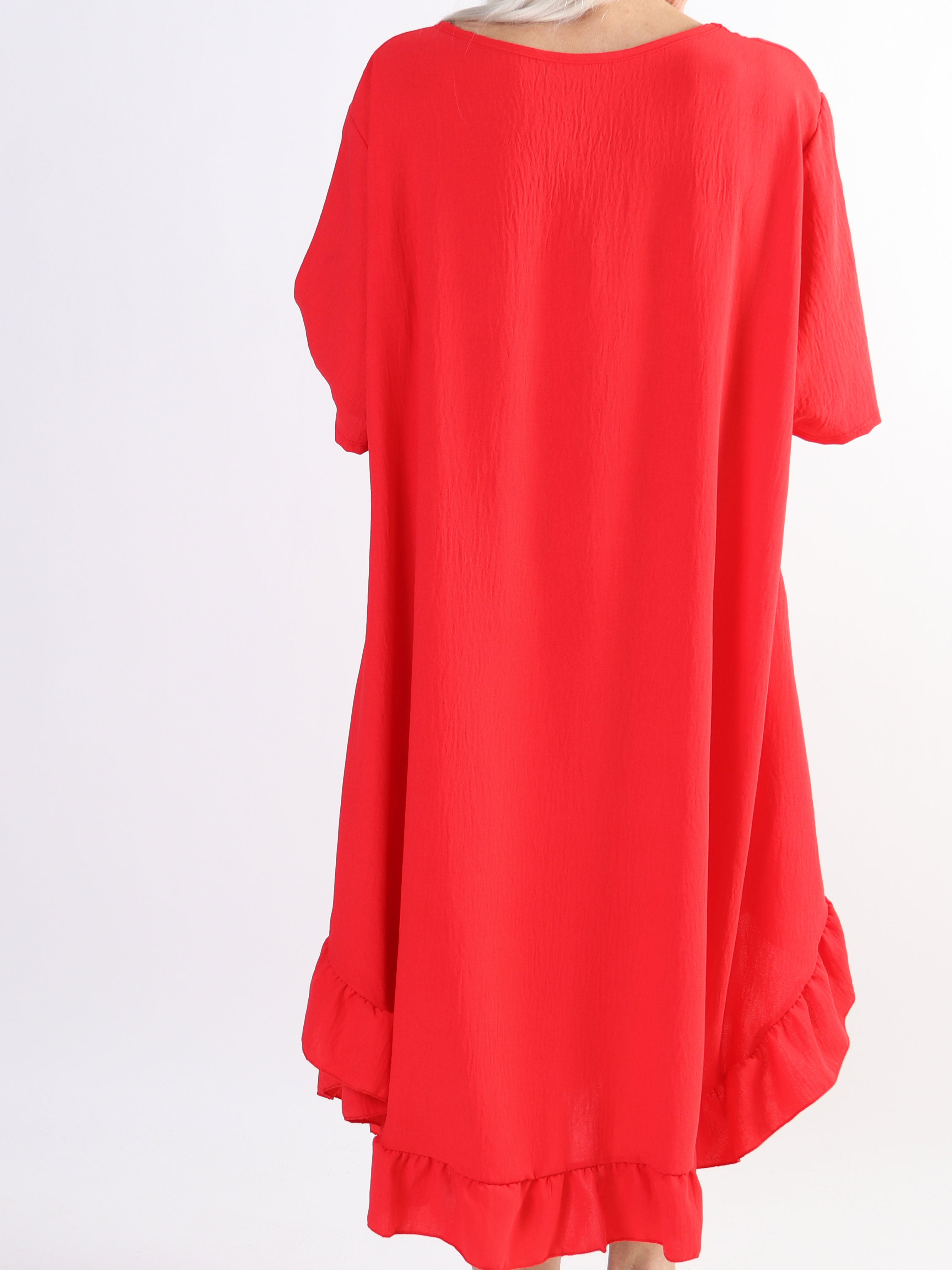 Emmelie - Klänning i viskosblandning med fickor i plus size.